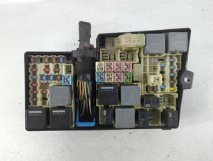 2017-2018 Ford Focus Fusebox Fuse Box Panel Relay Module P/N:AV6T-14A142-AB AV6T-14A067-AD Fits Fits 2017 2018 OEM Used Auto Parts