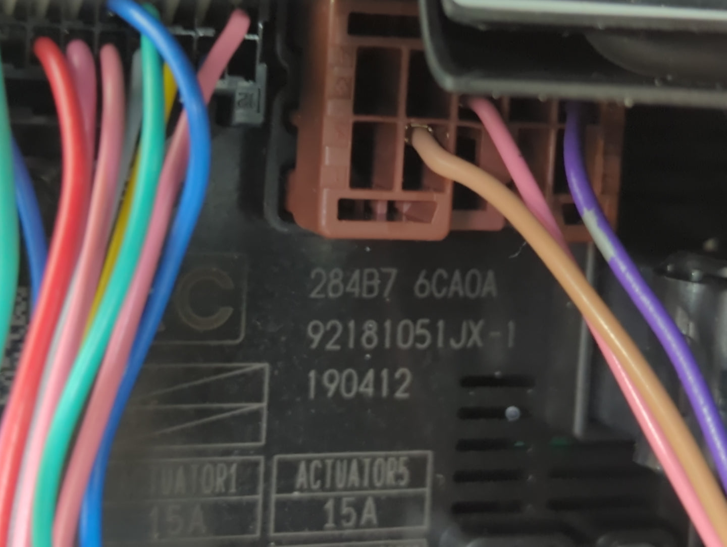 2016 Ford F-150 Fusebox Fuse Box Panel Relay Module P/N:9218105JX-1 284B7 6CA0A Fits OEM Used Auto Parts - Oemusedautoparts1.com