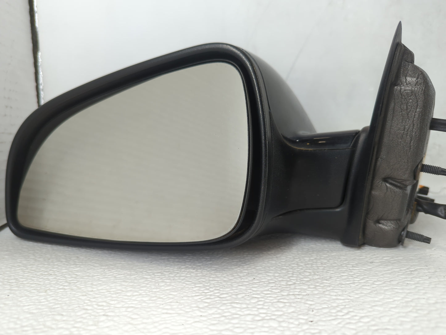 2007-2009 Saturn Aura Side Mirror Replacement Driver Left View Door Mirror P/N:P20893704 20893704 Fits OEM Used Auto Parts - Oemusedautoparts1.com