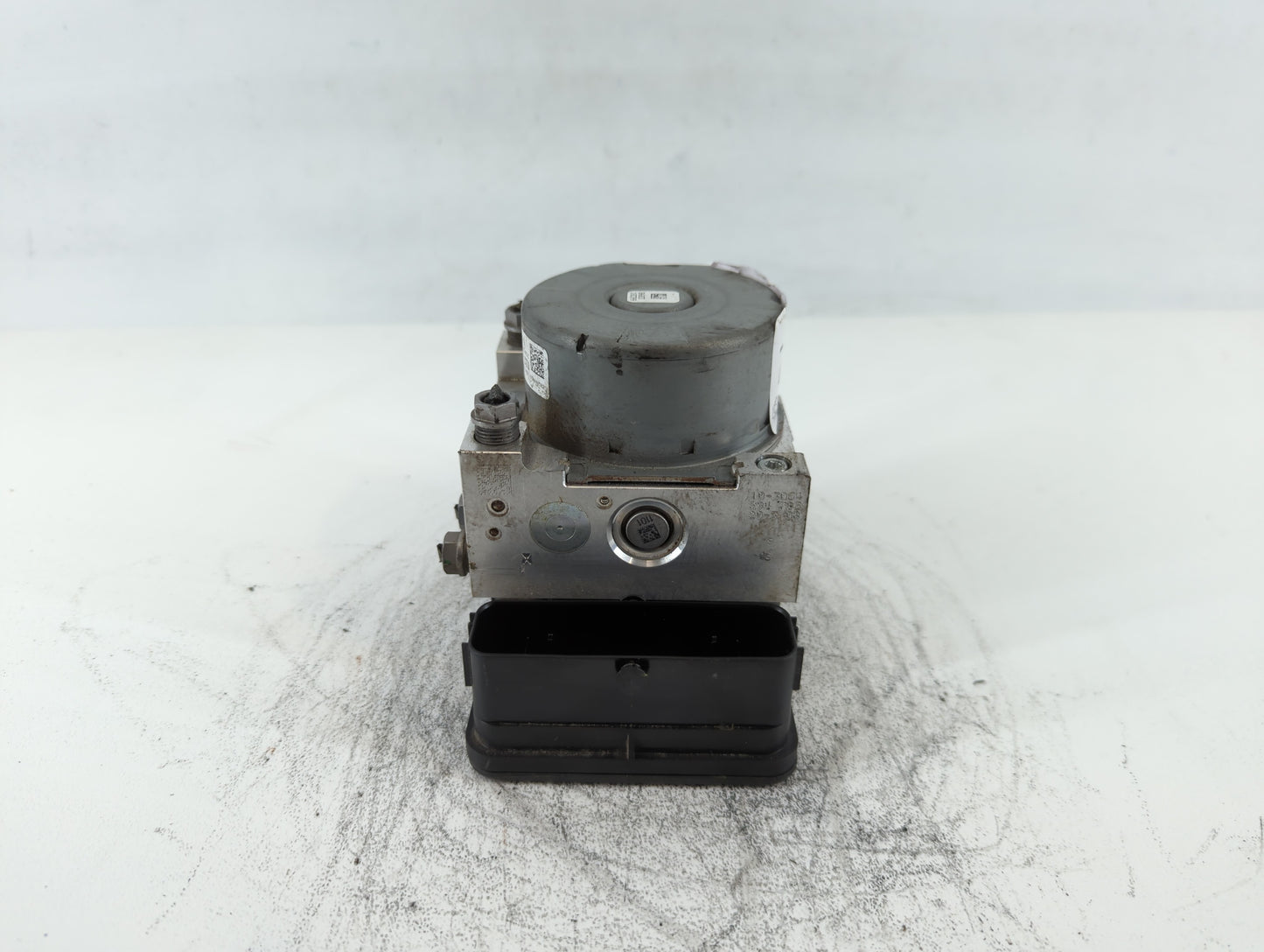 2020 Volkswagen Jetta Car Starter Motor Solenoid OEM P/N:5Q0 614 517 FG Fits OEM Used Auto Parts - Oemusedautoparts1.com