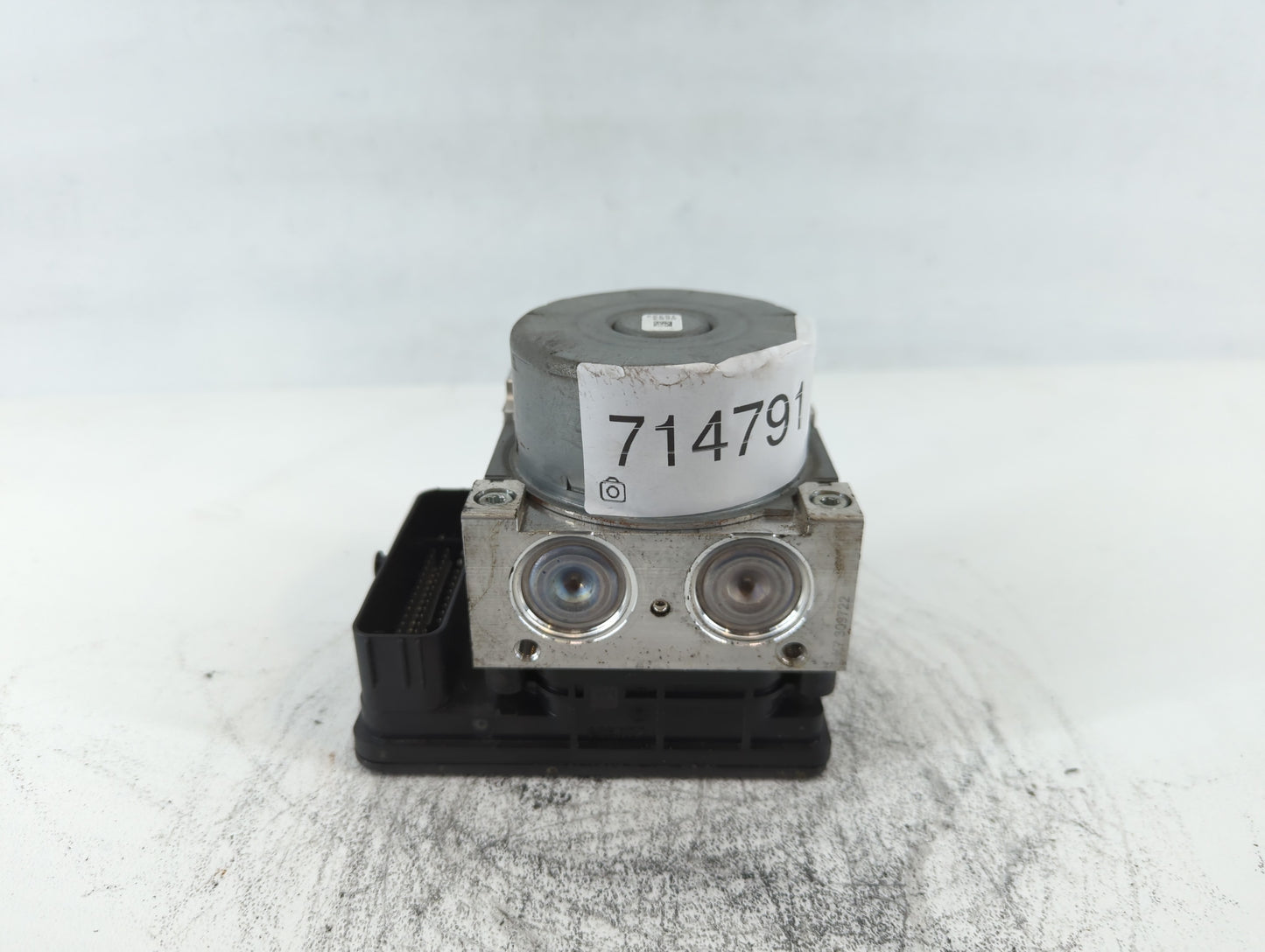 2020 Volkswagen Jetta Car Starter Motor Solenoid OEM P/N:5Q0 614 517 FG Fits OEM Used Auto Parts - Oemusedautoparts1.com