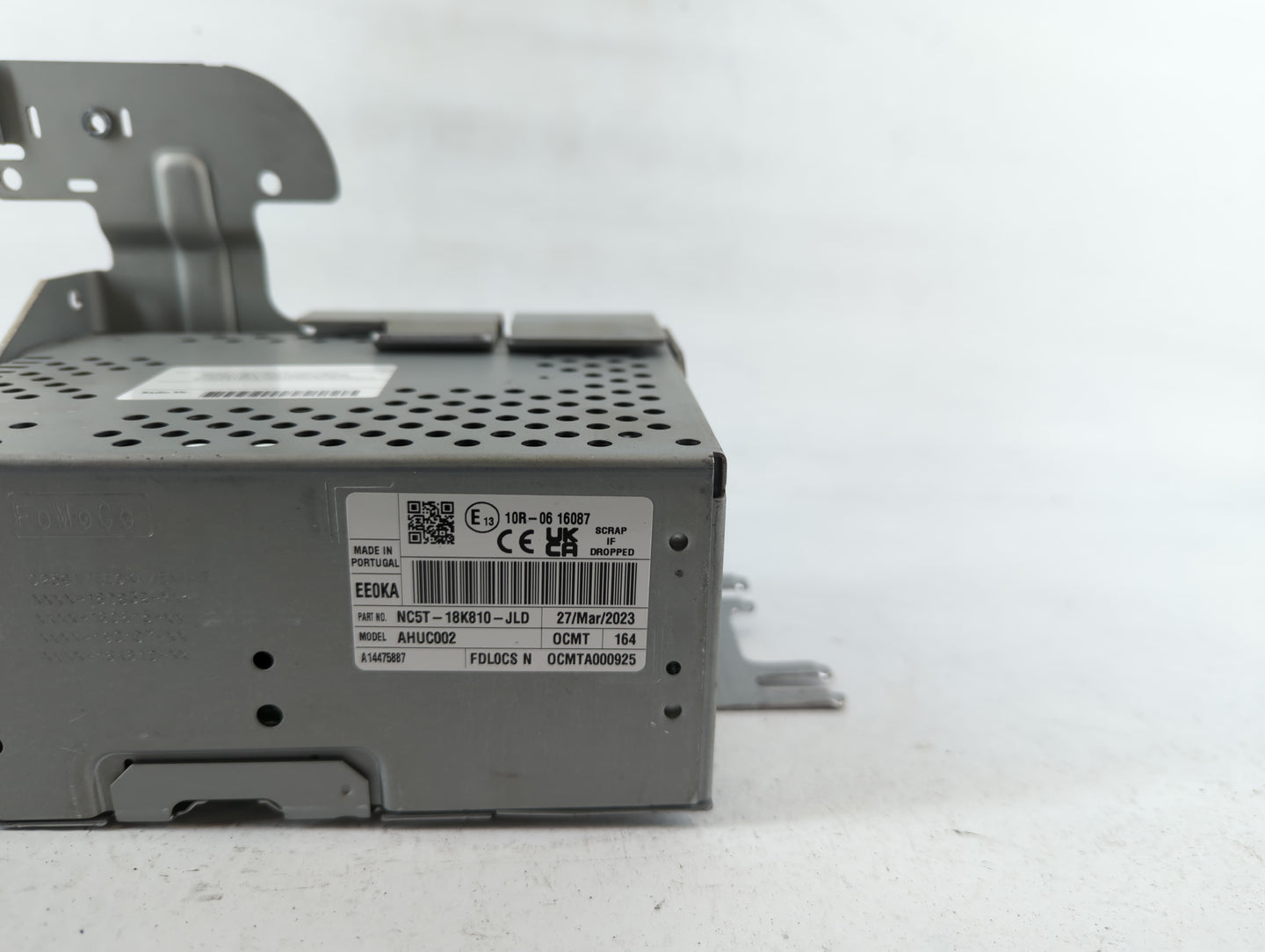2023 Lincoln Aviator Radio AM FM Cd Player Receiver Replacement P/N:NC5T-18K810-JLD Fits OEM Used Auto Parts - Oemusedautoparts1.com
