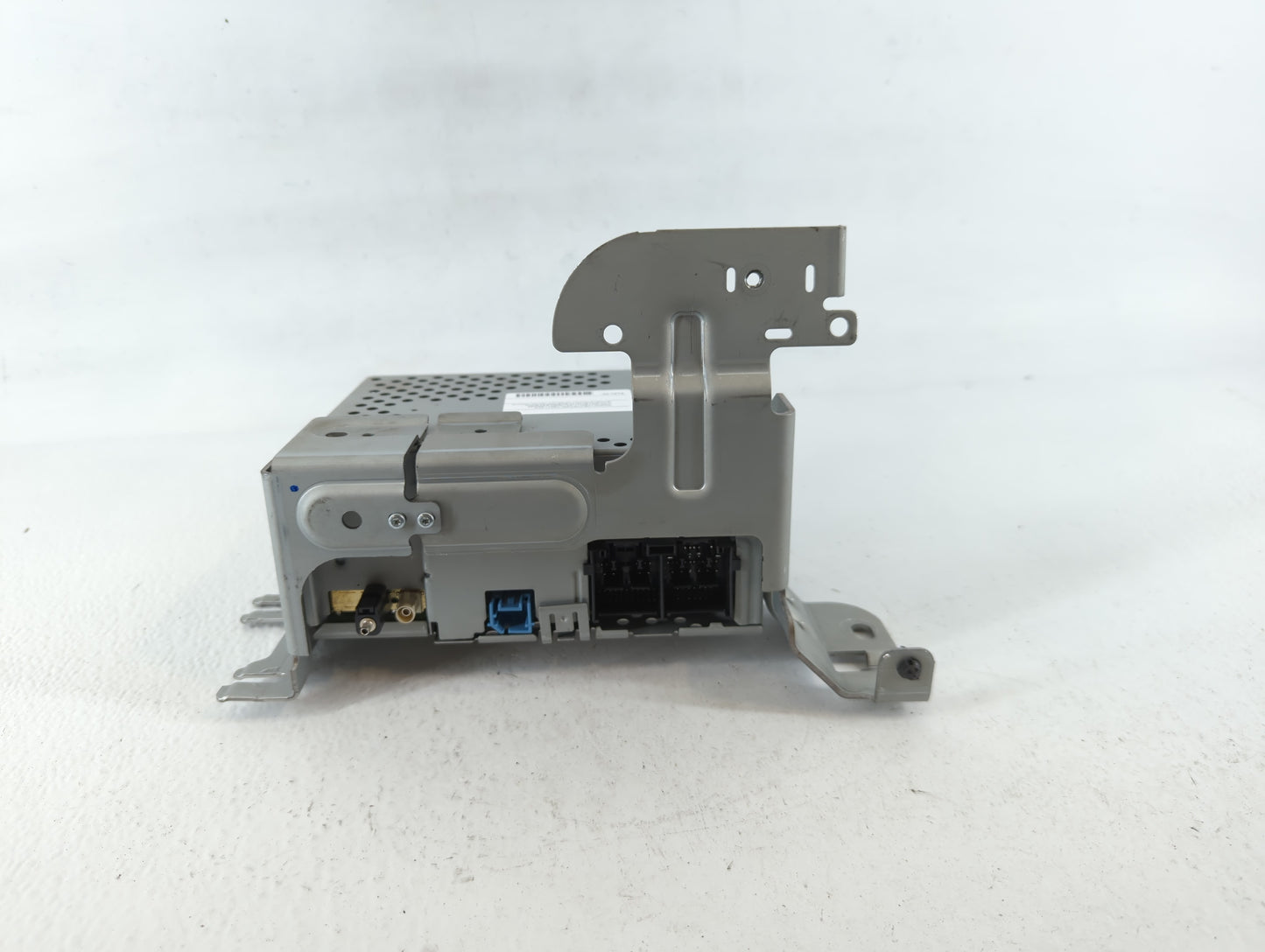 2023 Lincoln Aviator Radio AM FM Cd Player Receiver Replacement P/N:NC5T-18K810-JLD Fits OEM Used Auto Parts - Oemusedautoparts1.com