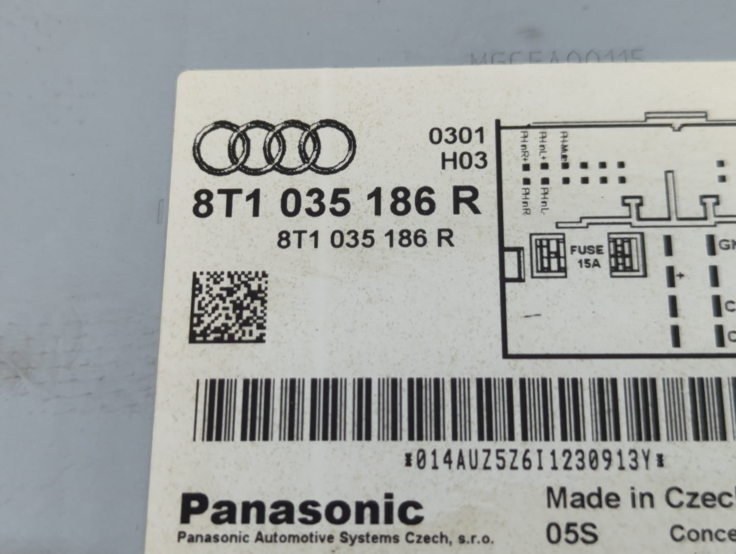 2010-2012 Audi A4 Radio AM FM Cd Player Receiver Replacement P/N:8T1 035 186 R Fits Fits 2010 2011 2012 2013 2014 2015 2016 2017 OEM Used Auto Parts - Oemusedautoparts1.com