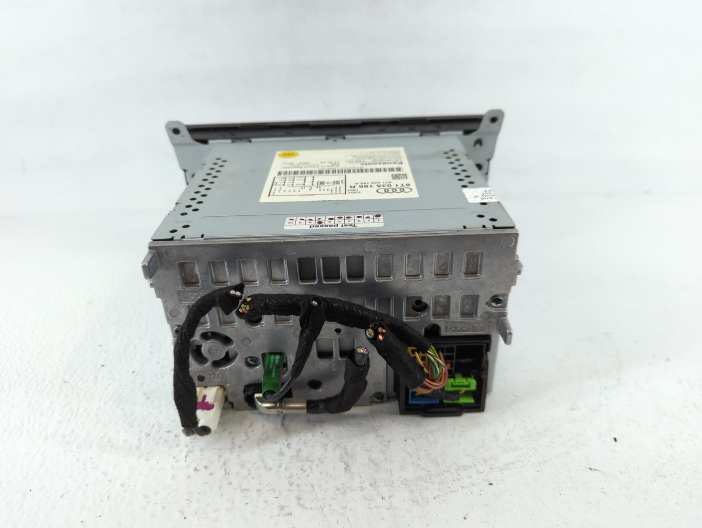 2010-2012 Audi A4 Radio AM FM Cd Player Receiver Replacement P/N:8T1 035 186 R Fits Fits 2010 2011 2012 2013 2014 2015 2016 2017 OEM Used Auto Parts - Oemusedautoparts1.com