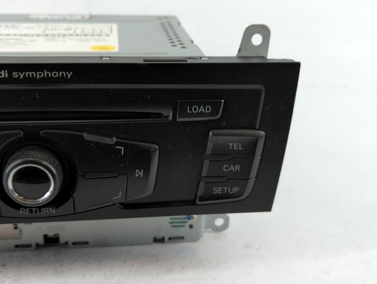 2009 Audi A4 Radio AM FM Cd Player Receiver Replacement P/N:8T1 035 195 L Fits OEM Used Auto Parts - Oemusedautoparts1.com