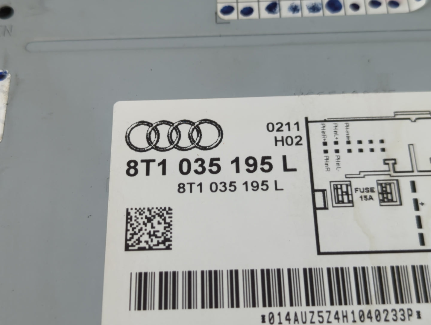 2009 Audi A4 Radio AM FM Cd Player Receiver Replacement P/N:8T1 035 195 L Fits OEM Used Auto Parts - Oemusedautoparts1.com