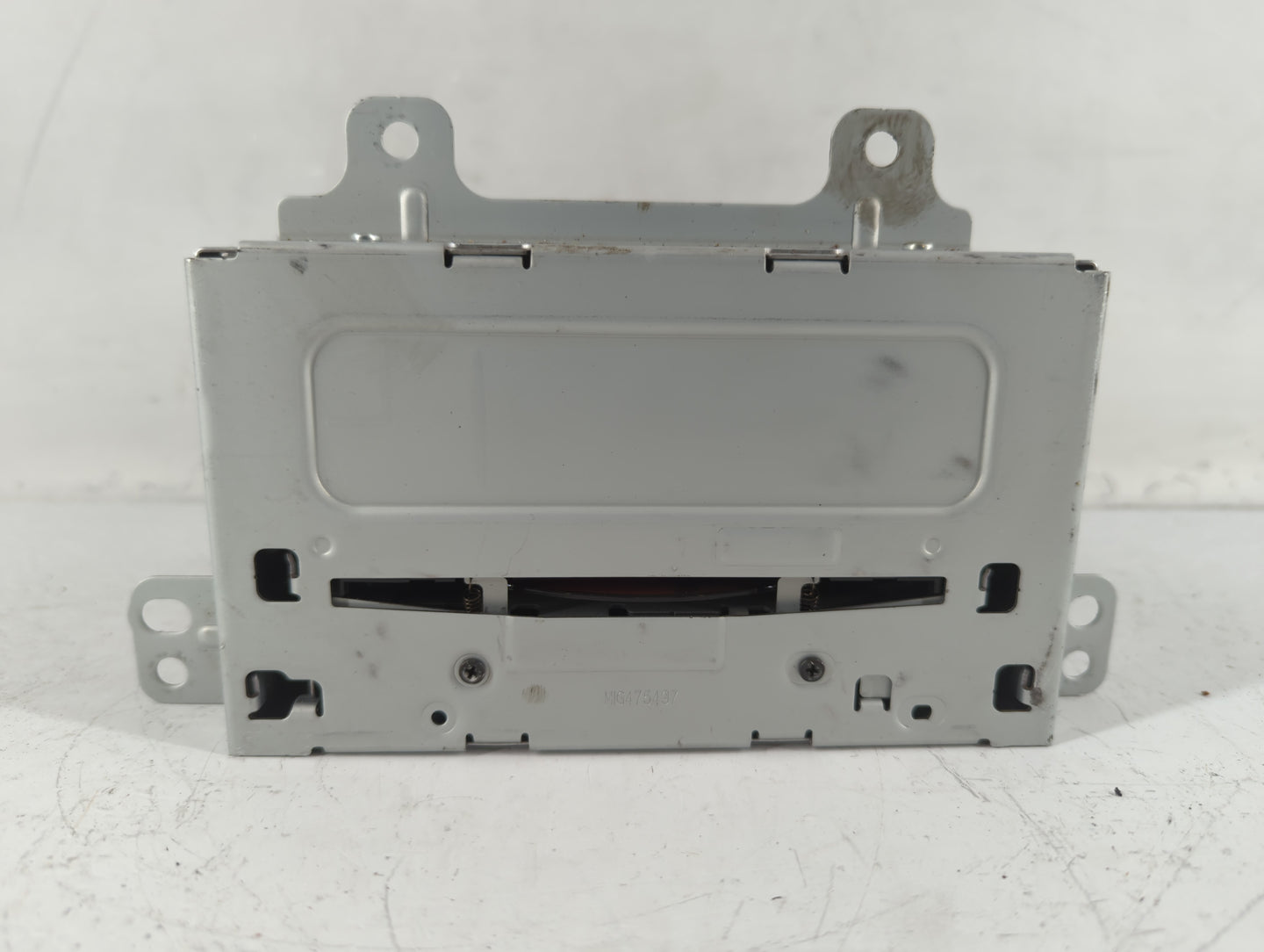 2011 Chevrolet Cruze Radio AM FM Cd Player Receiver Replacement P/N:20983516 Fits OEM Used Auto Parts - Oemusedautoparts1.com