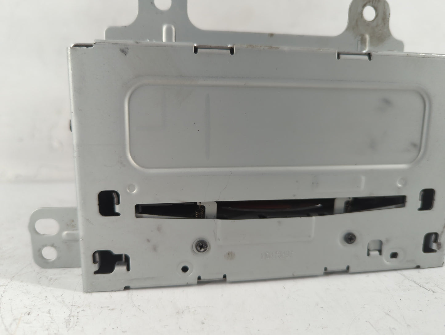 2011 Chevrolet Cruze Radio AM FM Cd Player Receiver Replacement P/N:20983516 Fits OEM Used Auto Parts - Oemusedautoparts1.com