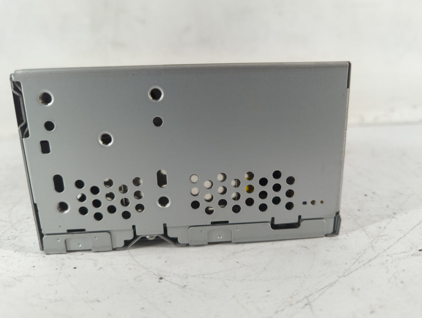 2013 Ford Explorer Radio AM FM Cd Player Receiver Replacement P/N:DB5T19C107FD Fits OEM Used Auto Parts - Oemusedautoparts1.com