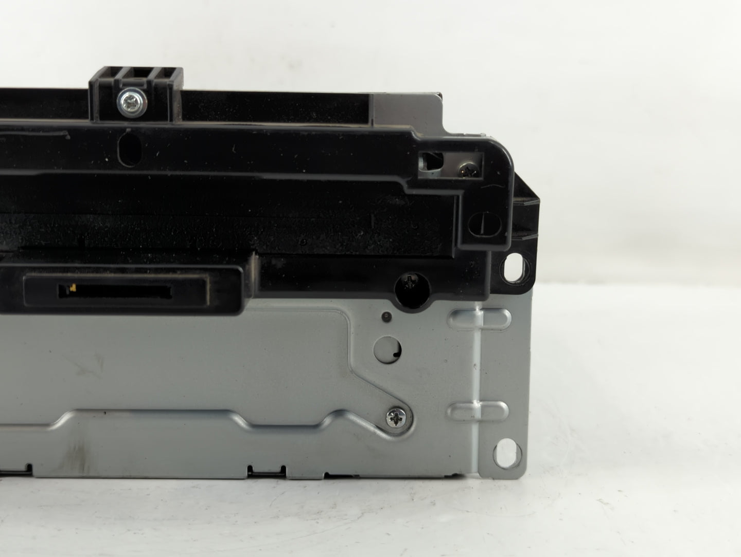 2011 Chrysler 300 Radio AM FM Cd Player Receiver Replacement P/N:P05064538AN Fits OEM Used Auto Parts - Oemusedautoparts1.com