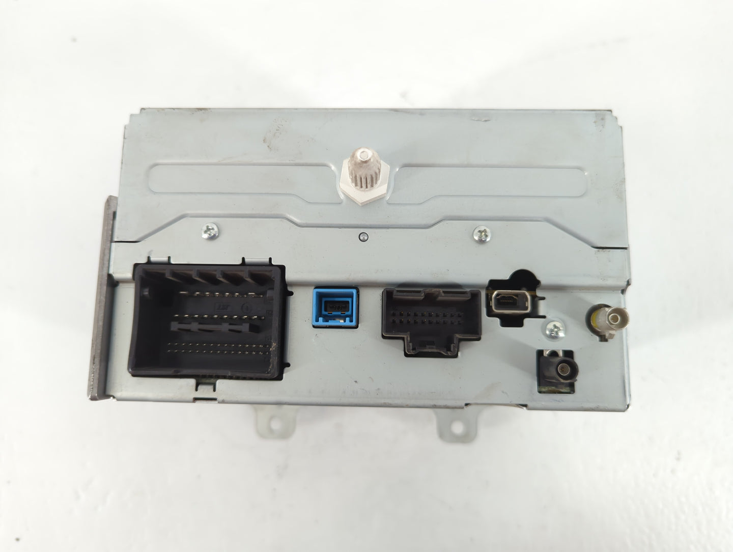 2012 Buick Verano Radio AM FM Cd Player Receiver Replacement P/N:22909201 Fits OEM Used Auto Parts - Oemusedautoparts1.com