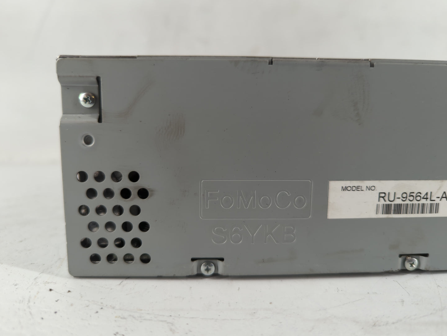2018 Ford Explorer Radio AM FM Cd Player Receiver Replacement P/N:JB5T-18D832-AB Fits OEM Used Auto Parts - Oemusedautoparts1.com
