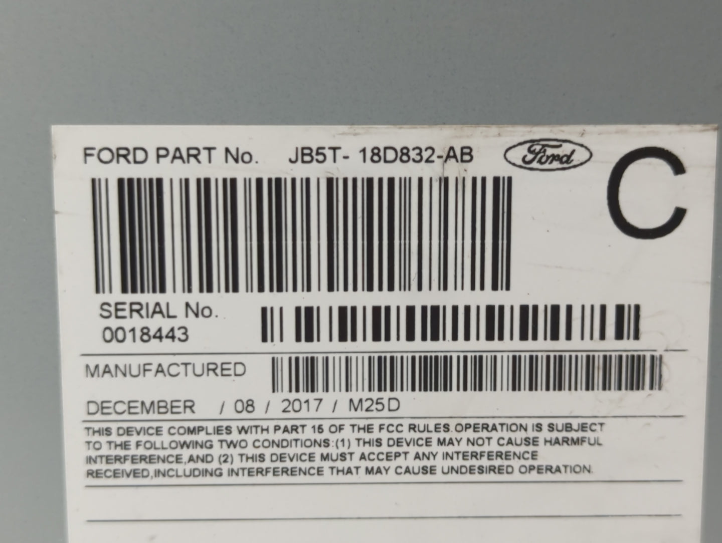 2018 Ford Explorer Radio AM FM Cd Player Receiver Replacement P/N:JB5T-18D832-AB Fits OEM Used Auto Parts - Oemusedautoparts1.com