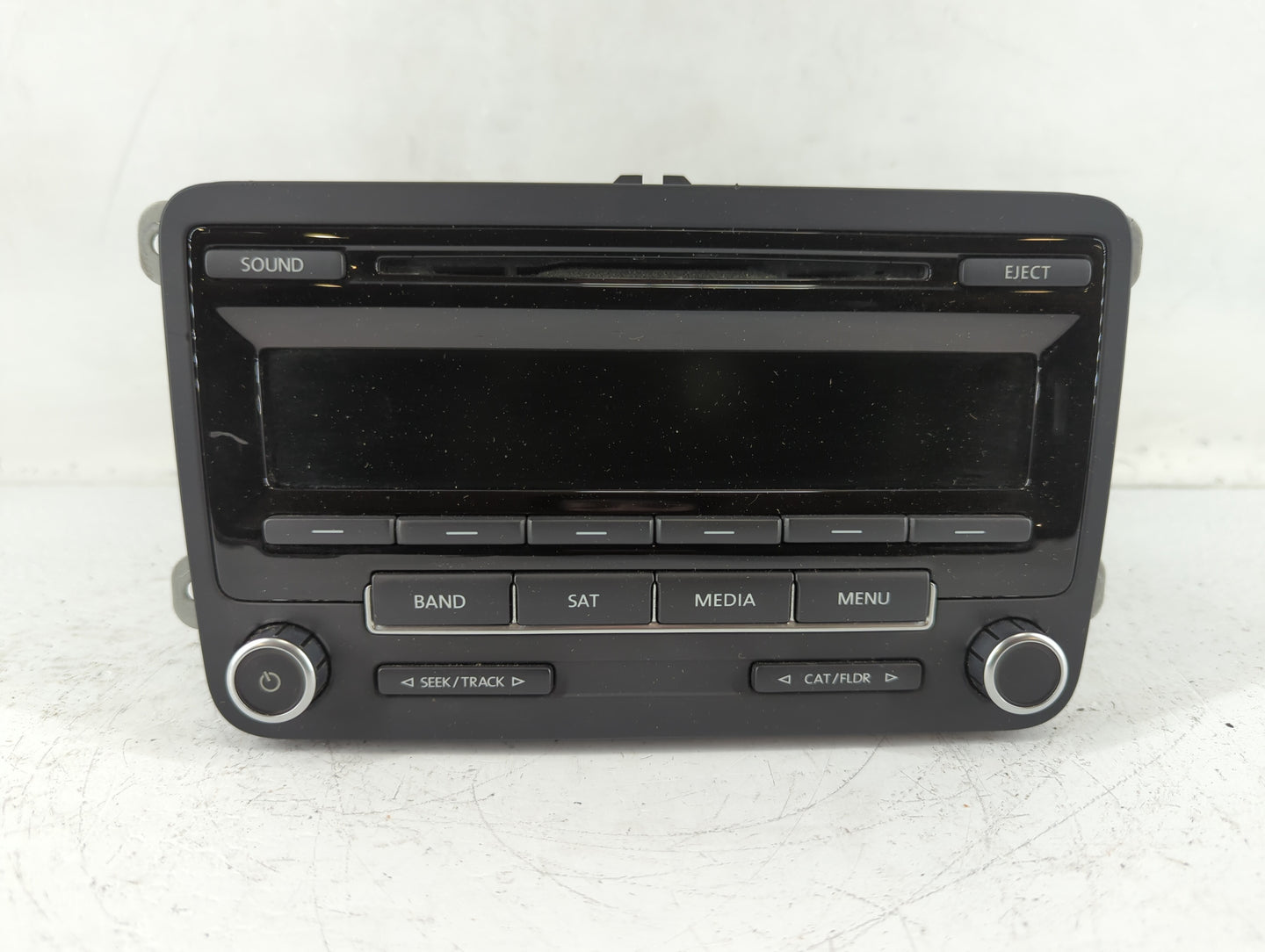2012-2015 Volkswagen Passat Radio AM FM Cd Player Receiver Replacement P/N:1K0 035 164 F Fits Fits 2011 2012 2013 2014 2015 2016 OEM Used Auto Parts - Oemusedautoparts1.com