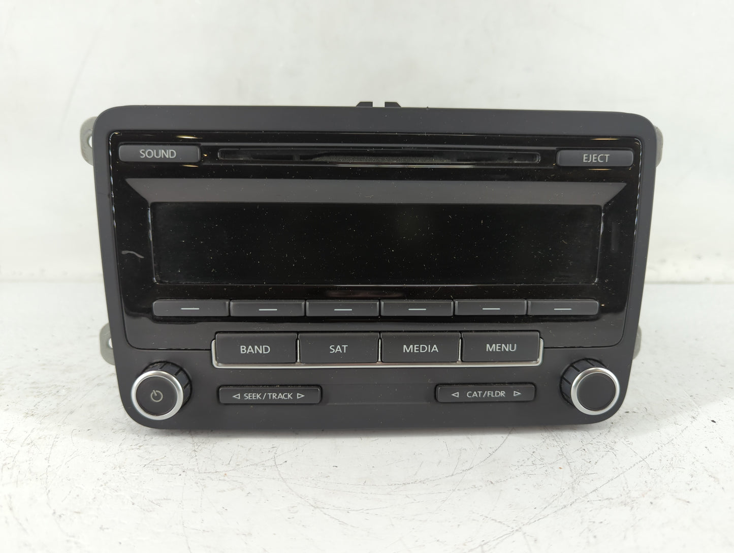 2012-2015 Volkswagen Passat Radio AM FM Cd Player Receiver Replacement P/N:1K0 035 164 F Fits Fits 2011 2012 2013 2014 2015 2016 OEM Used Auto Parts - Oemusedautoparts1.com
