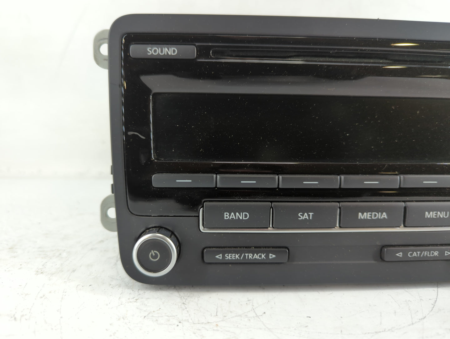 2012-2015 Volkswagen Passat Radio AM FM Cd Player Receiver Replacement P/N:1K0 035 164 F Fits Fits 2011 2012 2013 2014 2015 2016 OEM Used Auto Parts - Oemusedautoparts1.com