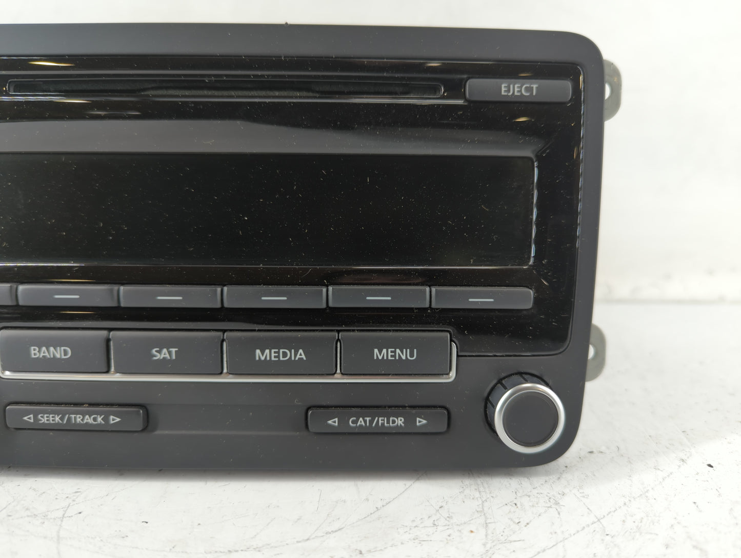 2012-2015 Volkswagen Passat Radio AM FM Cd Player Receiver Replacement P/N:1K0 035 164 F Fits Fits 2011 2012 2013 2014 2015 2016 OEM Used Auto Parts - Oemusedautoparts1.com