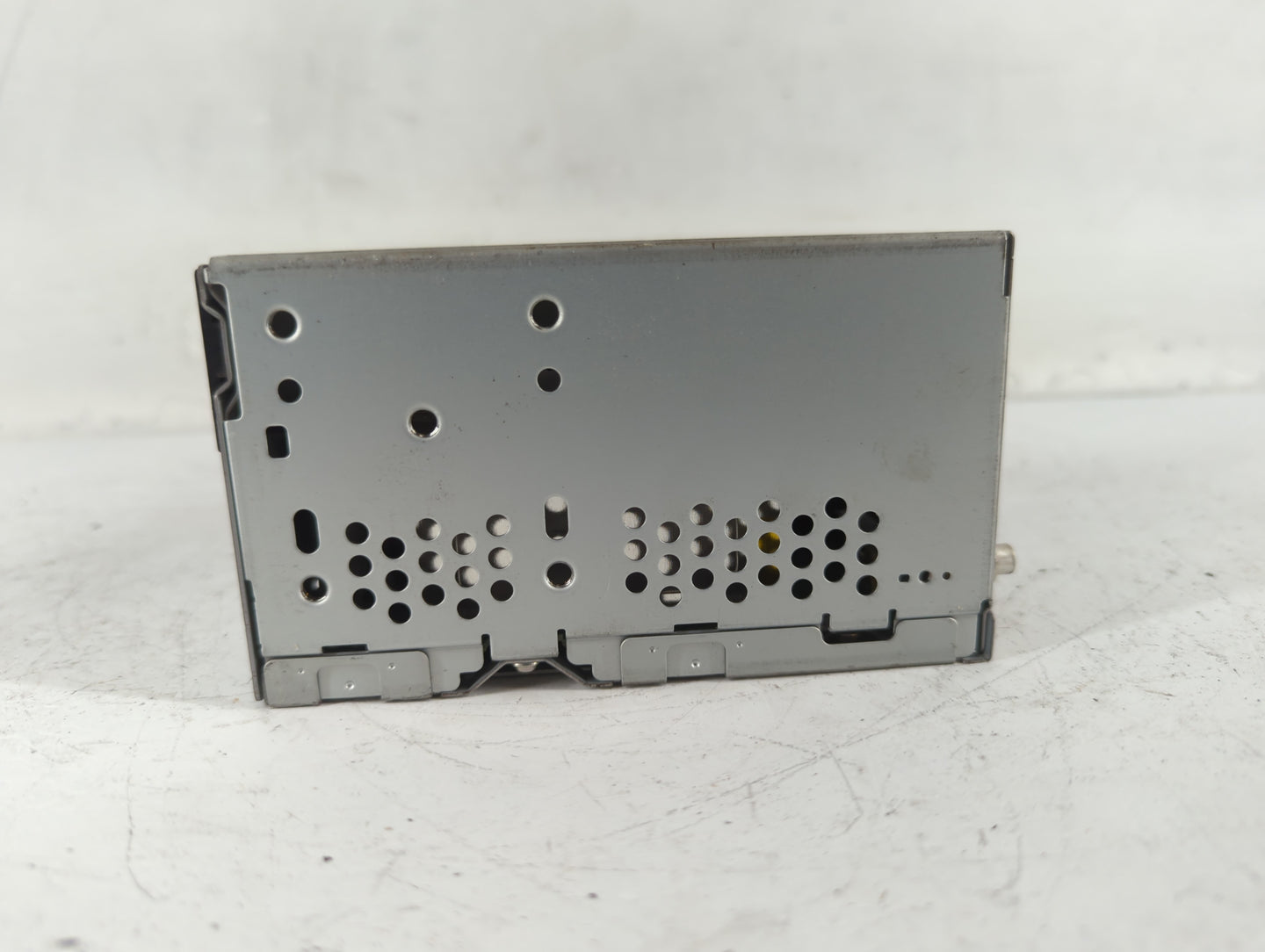2014 Ford Edge Radio AM FM Cd Player Receiver Replacement P/N:ET4T-19C107-KA Fits OEM Used Auto Parts - Oemusedautoparts1.com