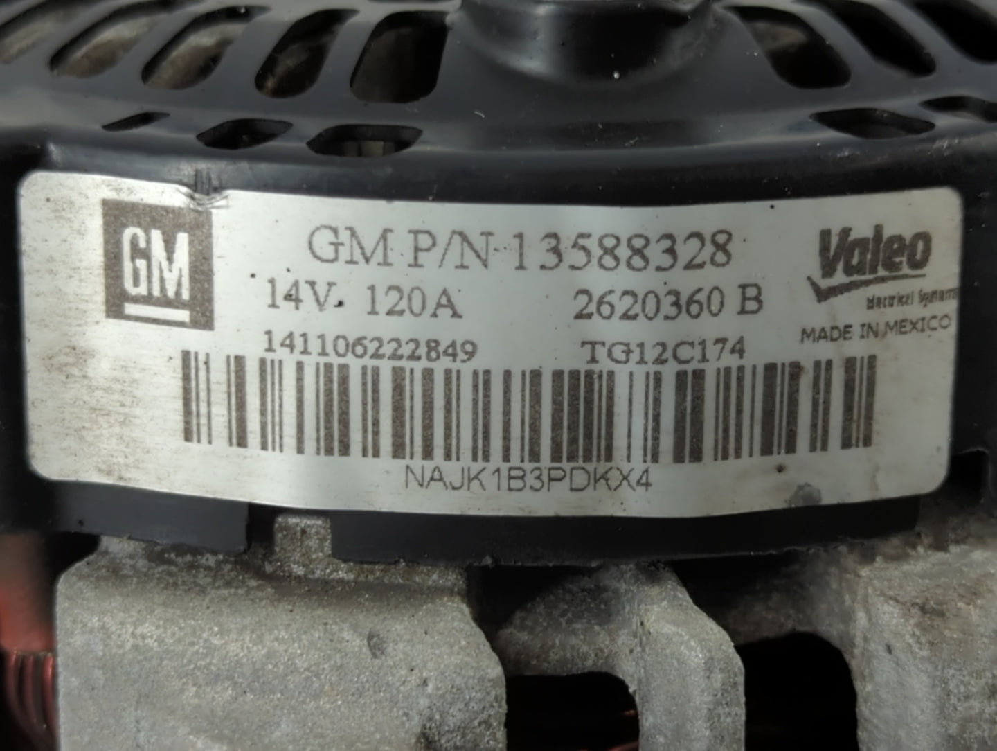 2010-2017 Chevrolet Equinox Alternator Replacement Generator Charging Assembly Engine OEM P/N:2620360 B 13588328 Fits OEM Used Auto Parts - Oemusedautoparts1.com