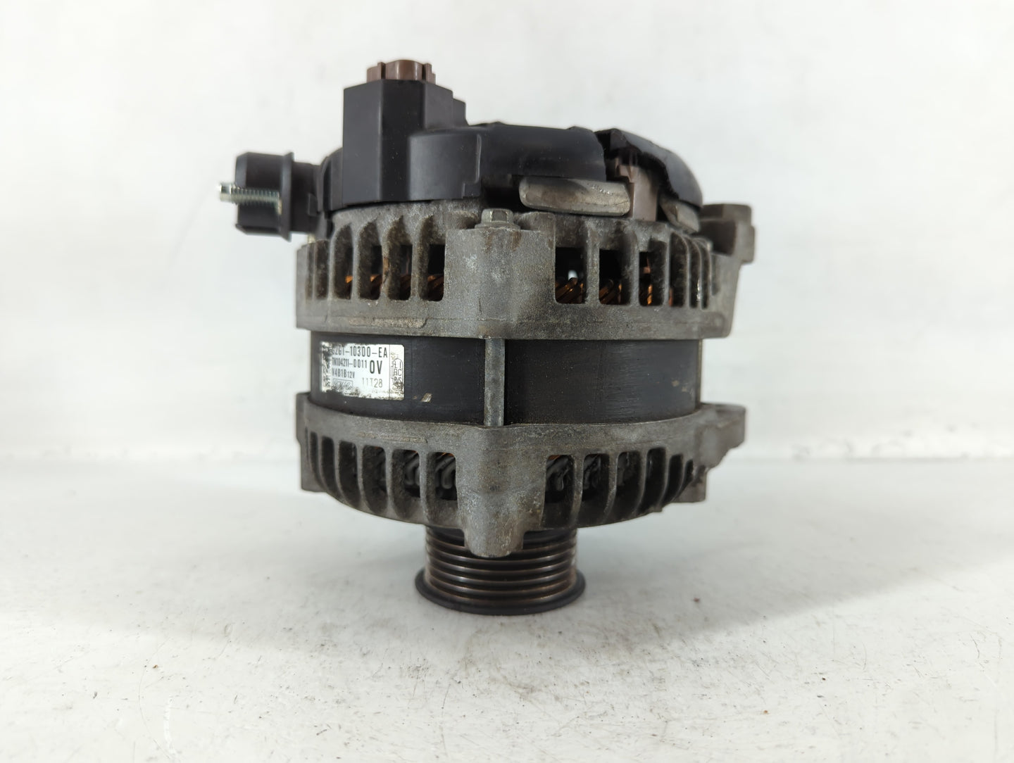 2015-2018 Ford Edge Alternator Replacement Generator Charging Assembly Engine OEM P/N:G2GT-10300-EA Fits Fits 2015 2016 2017 2018 OEM Used Auto Parts - Oemusedautoparts1.com