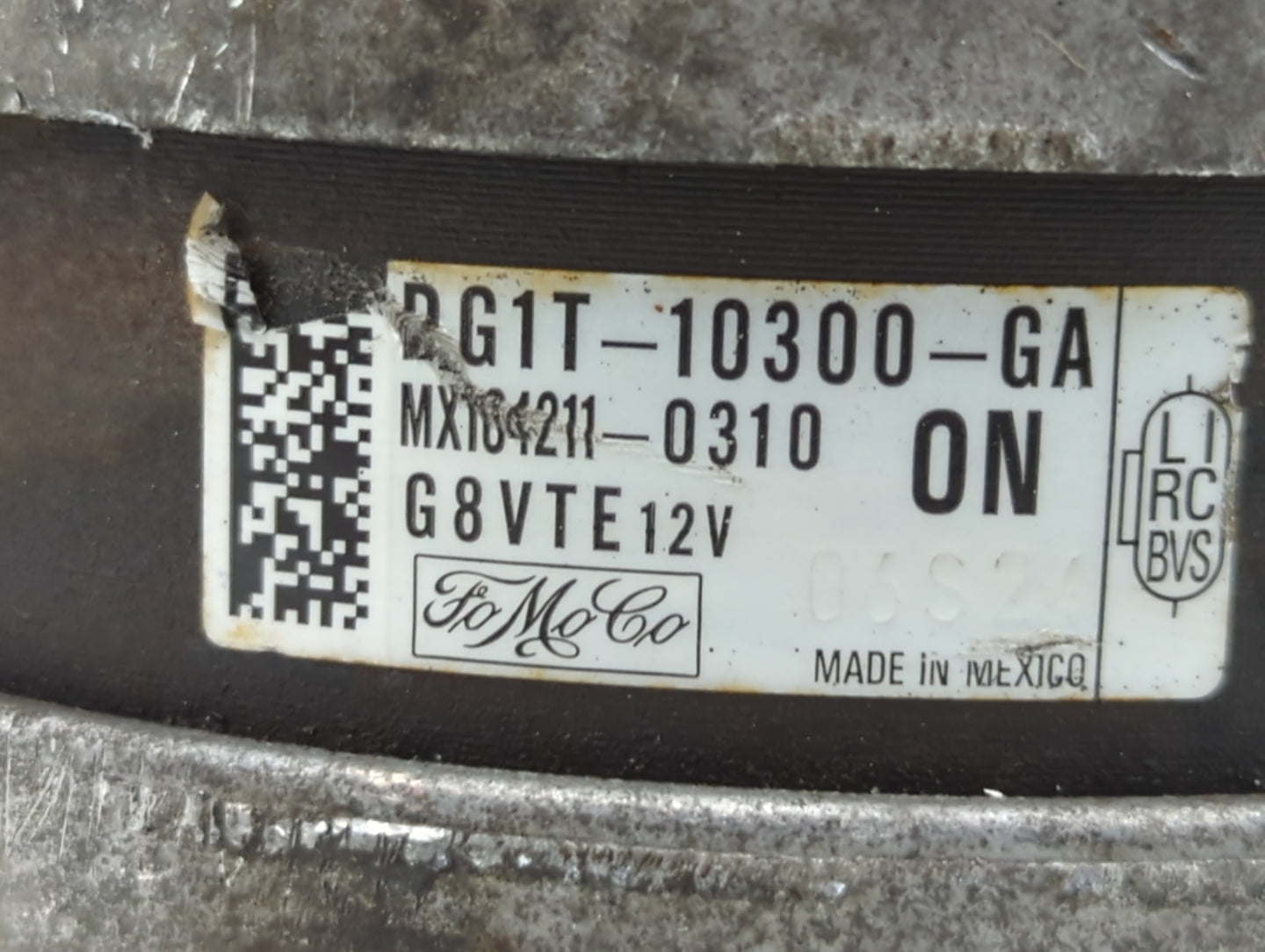 2015-2019 Lincoln Mkc Alternator Replacement Generator Charging Assembly Engine OEM P/N:104211-0770 G2GT-10300-GA Fits OEM Used Auto Parts - Oemusedautoparts1.com