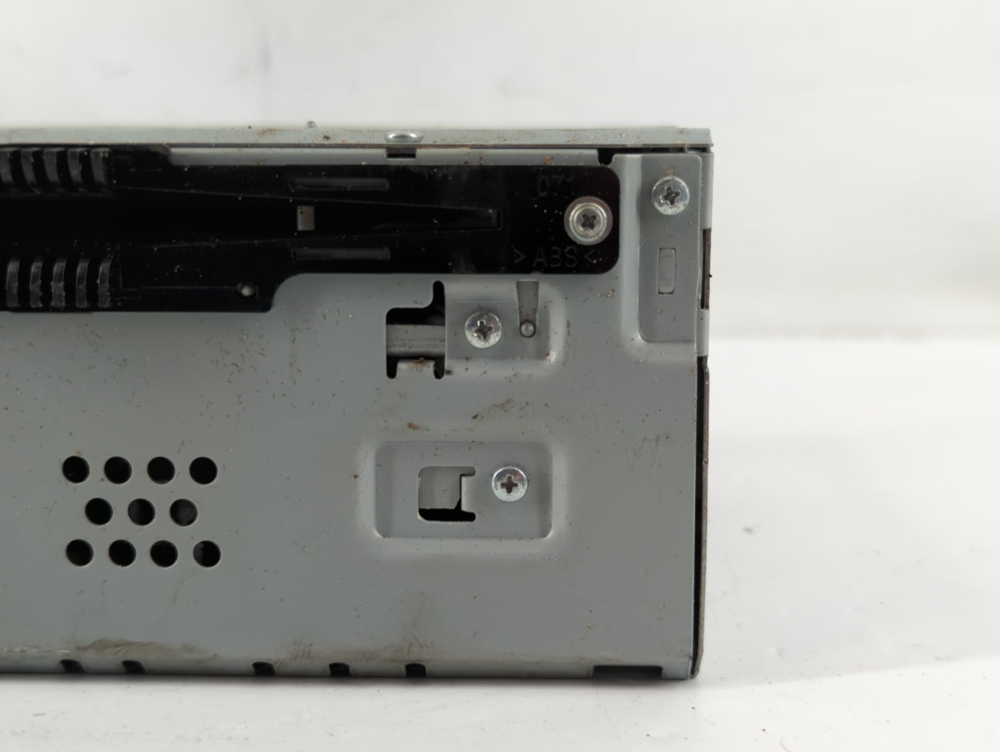 2017-2020 Ford Fusion Radio AM FM Cd Player Receiver Replacement P/N:076203000785 FCQFJ25E4C 186035 Fits Fits 2017 2018 2019 2020 OEM Used Auto Parts - Oemusedautoparts1.com