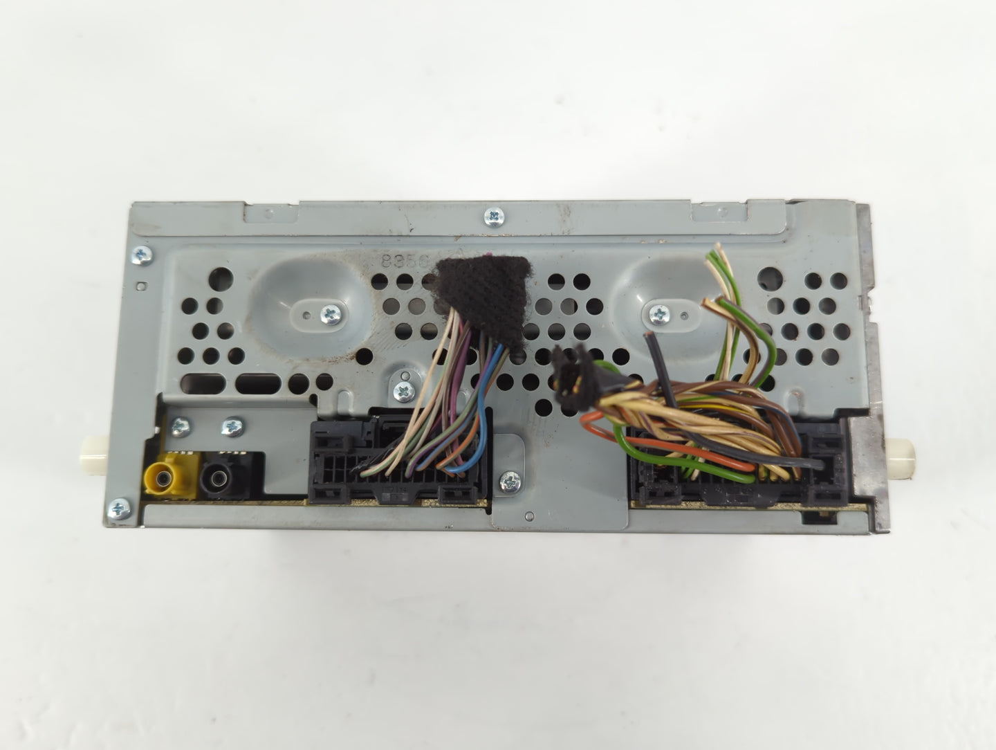 2017-2020 Ford Fusion Radio AM FM Cd Player Receiver Replacement P/N:076203000785 FCQFJ25E4C 186035 Fits Fits 2017 2018 2019 2020 OEM Used Auto Parts - Oemusedautoparts1.com