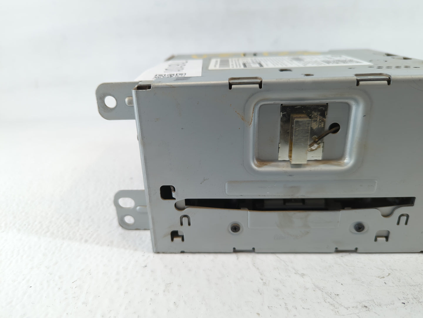 2014-2016 Chevrolet Malibu Radio AM FM Cd Player Receiver Replacement P/N:23284461 Fits Fits 2014 2015 2016 OEM Used Auto Parts - Oemusedautoparts1.com