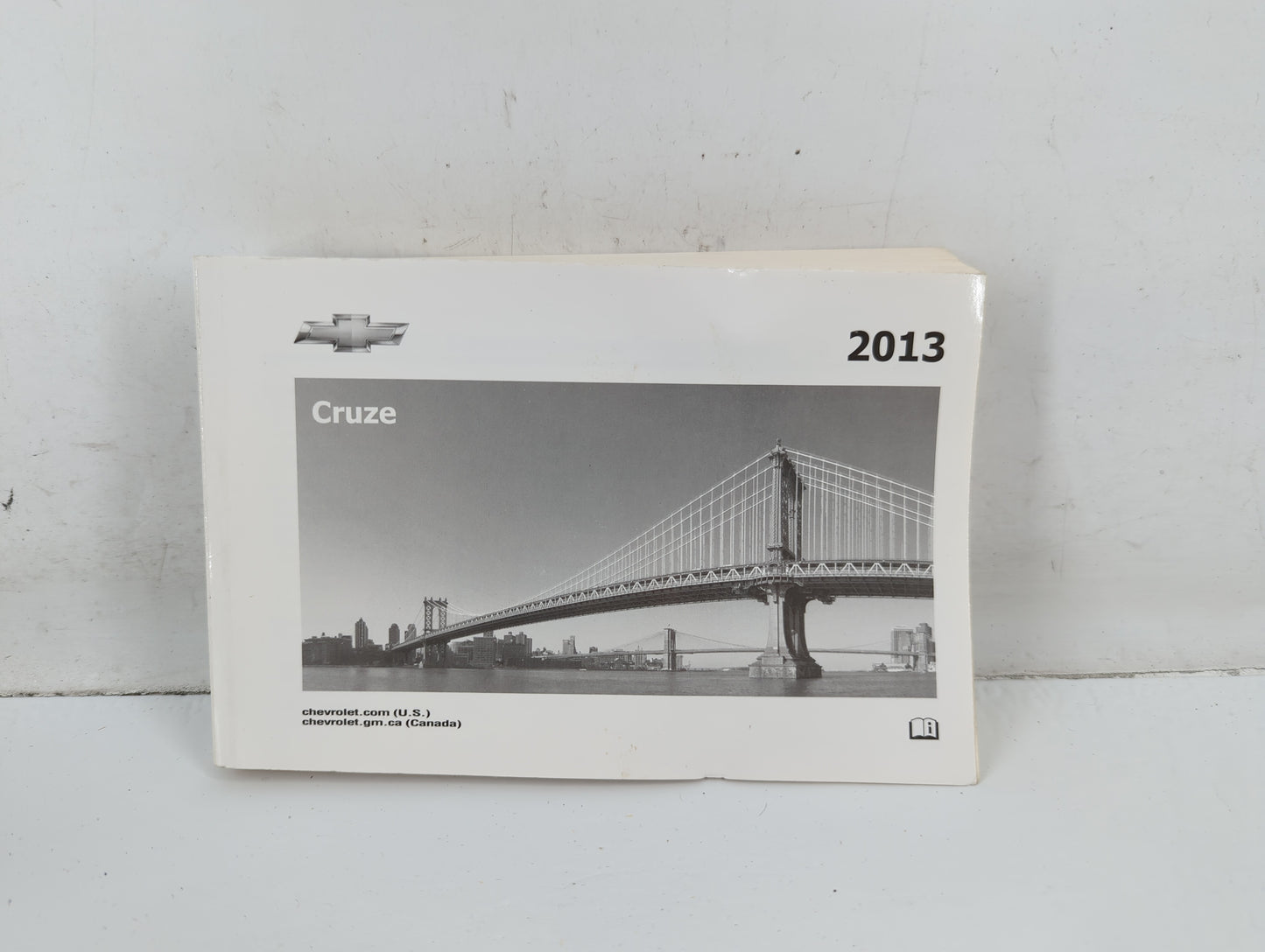 2013 Chevrolet Cruze Owners Manual Book Guide P/N:22771025 OEM Used Auto Parts - Oemusedautoparts1.com