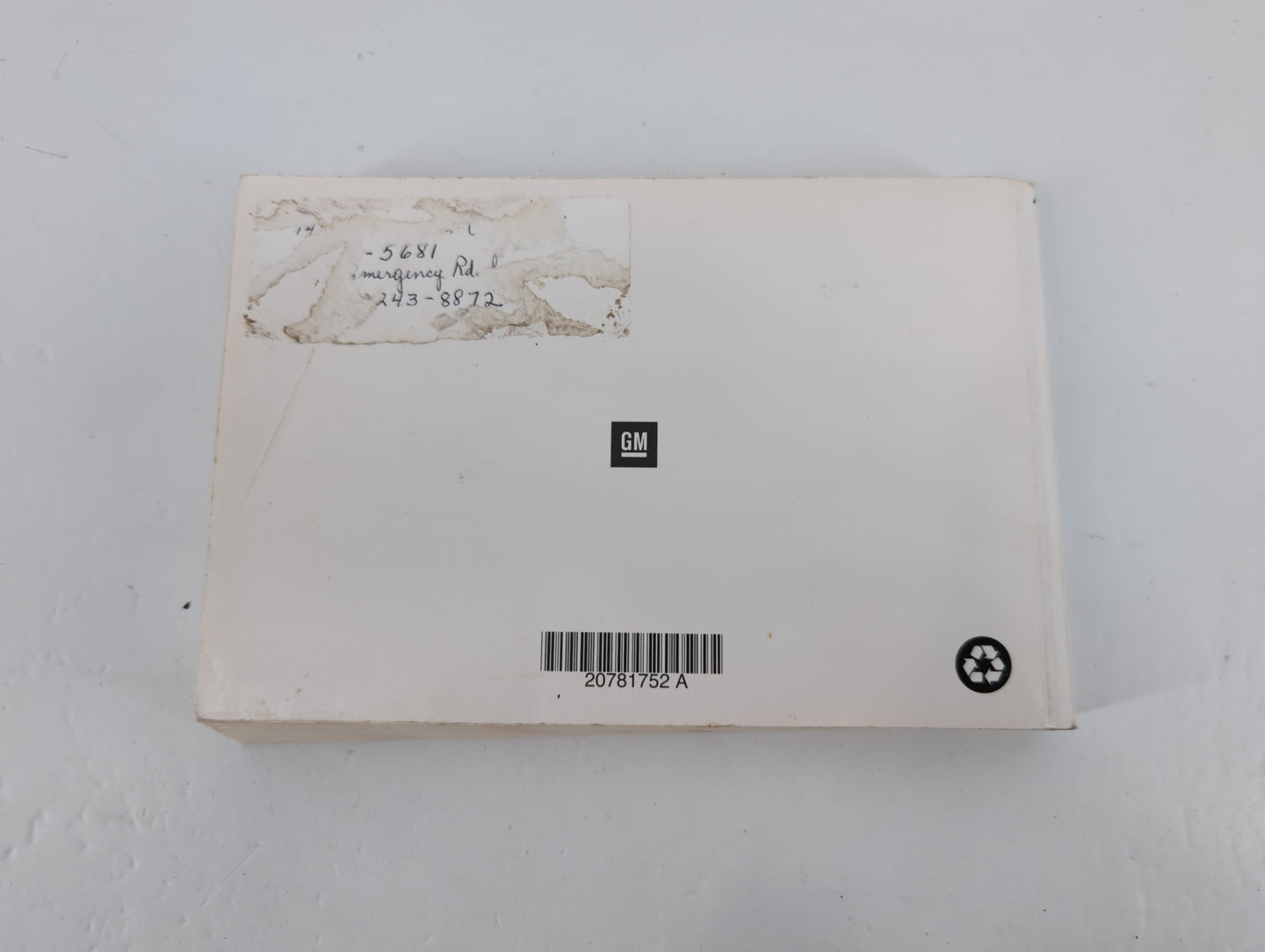 2011 Chevrolet Equinox Owners Manual Book Guide P/N:20781752 A OEM Used Auto Parts - Oemusedautoparts1.com