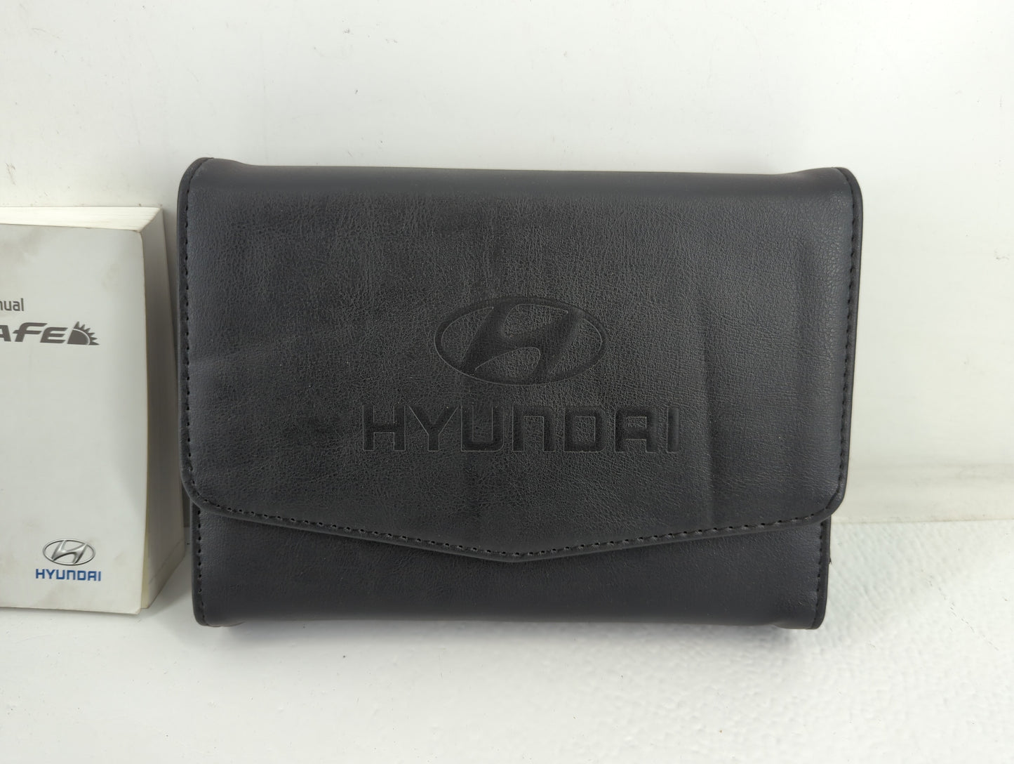 2014 Hyundai Santa Fe Owners Manual Book Guide P/N:EB80-EU30B OEM Used Auto Parts - Oemusedautoparts1.com