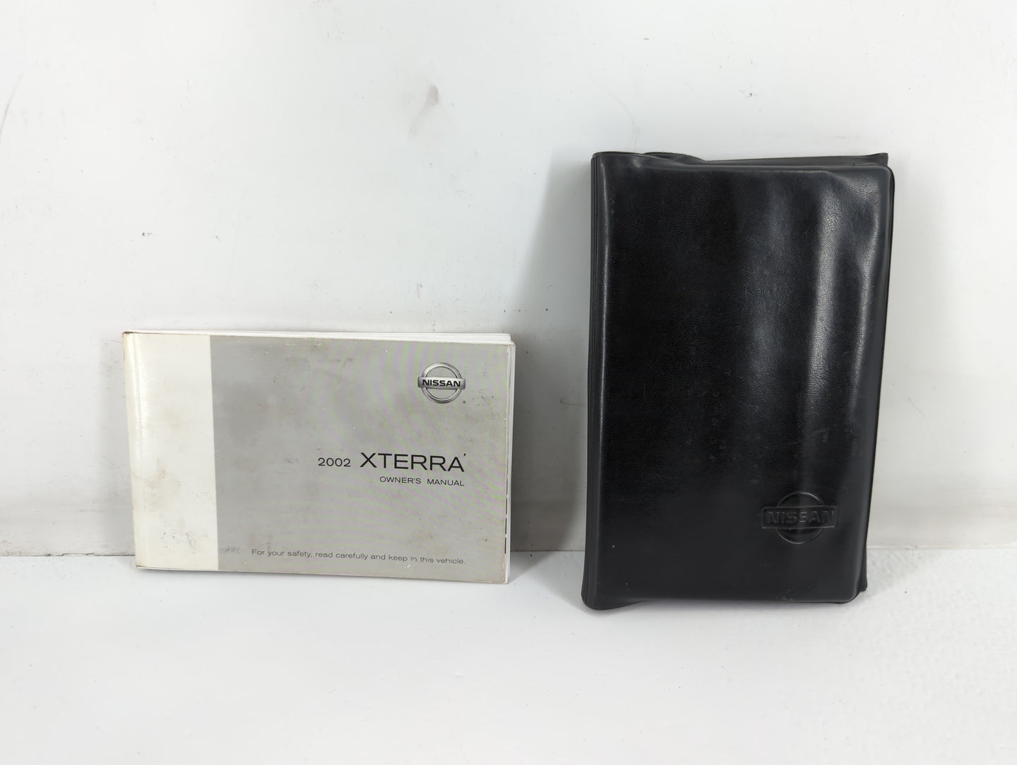 2002 Nissan Xterra Owners Manual Book Guide P/N:OM2E-WD22U1 OEM Used Auto Parts - Oemusedautoparts1.com