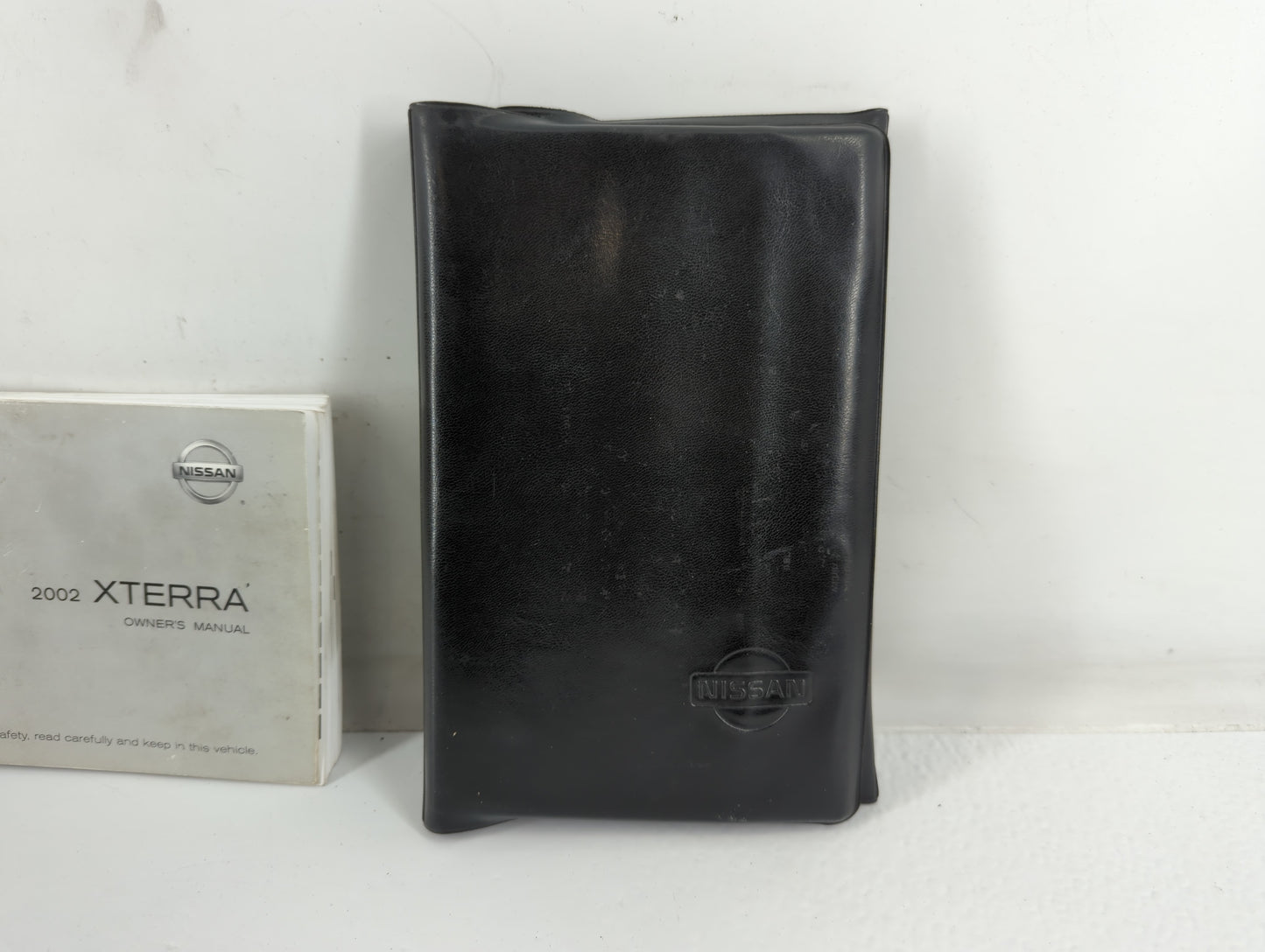 2002 Nissan Xterra Owners Manual Book Guide P/N:OM2E-WD22U1 OEM Used Auto Parts - Oemusedautoparts1.com