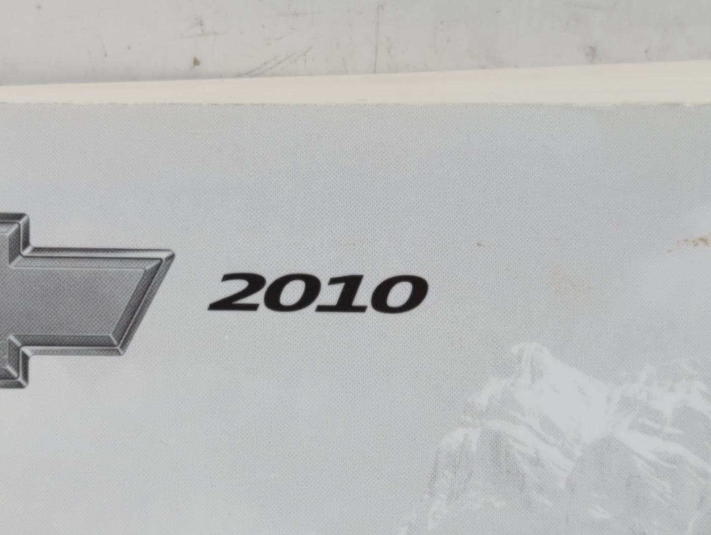 2010 Chevrolet Equinox Owners Manual Book Guide P/N:25798562 B OEM Used Auto Parts - Oemusedautoparts1.com