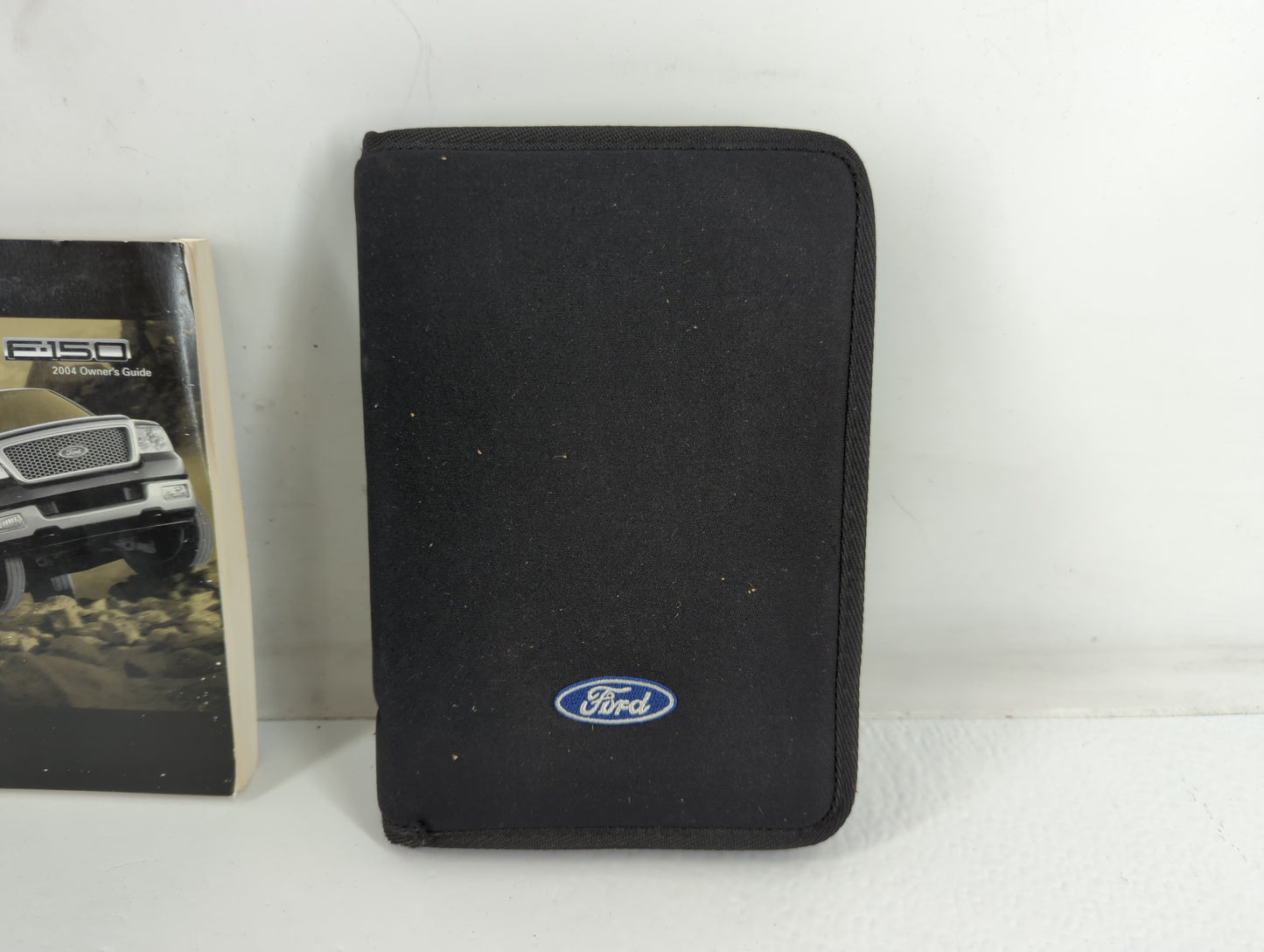 2004 Ford F-150 Owners Manual Book Guide P/N:4L3J-19A321-ED OEM Used Auto Parts - Oemusedautoparts1.com