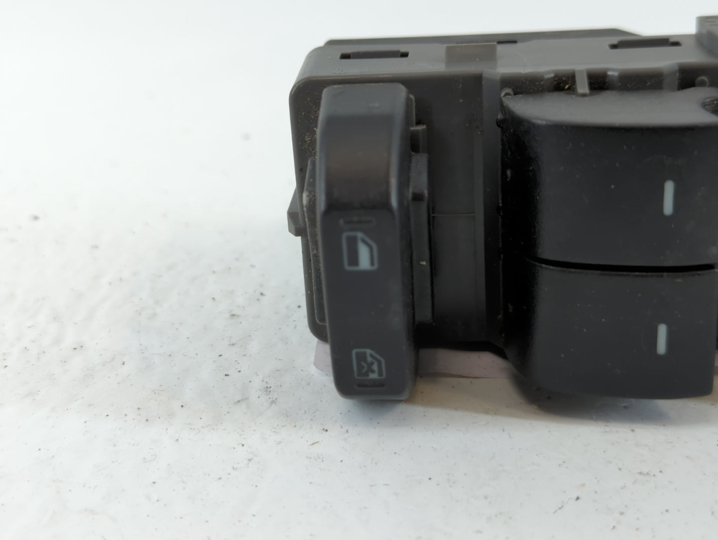 2011-2012 Ford Fusion Master Power Window Switch Replacement Driver Side Left P/N:BE5T-14540-ACW Fits Fits 2011 2012 OEM Used Auto Parts - Oemusedautoparts1.com