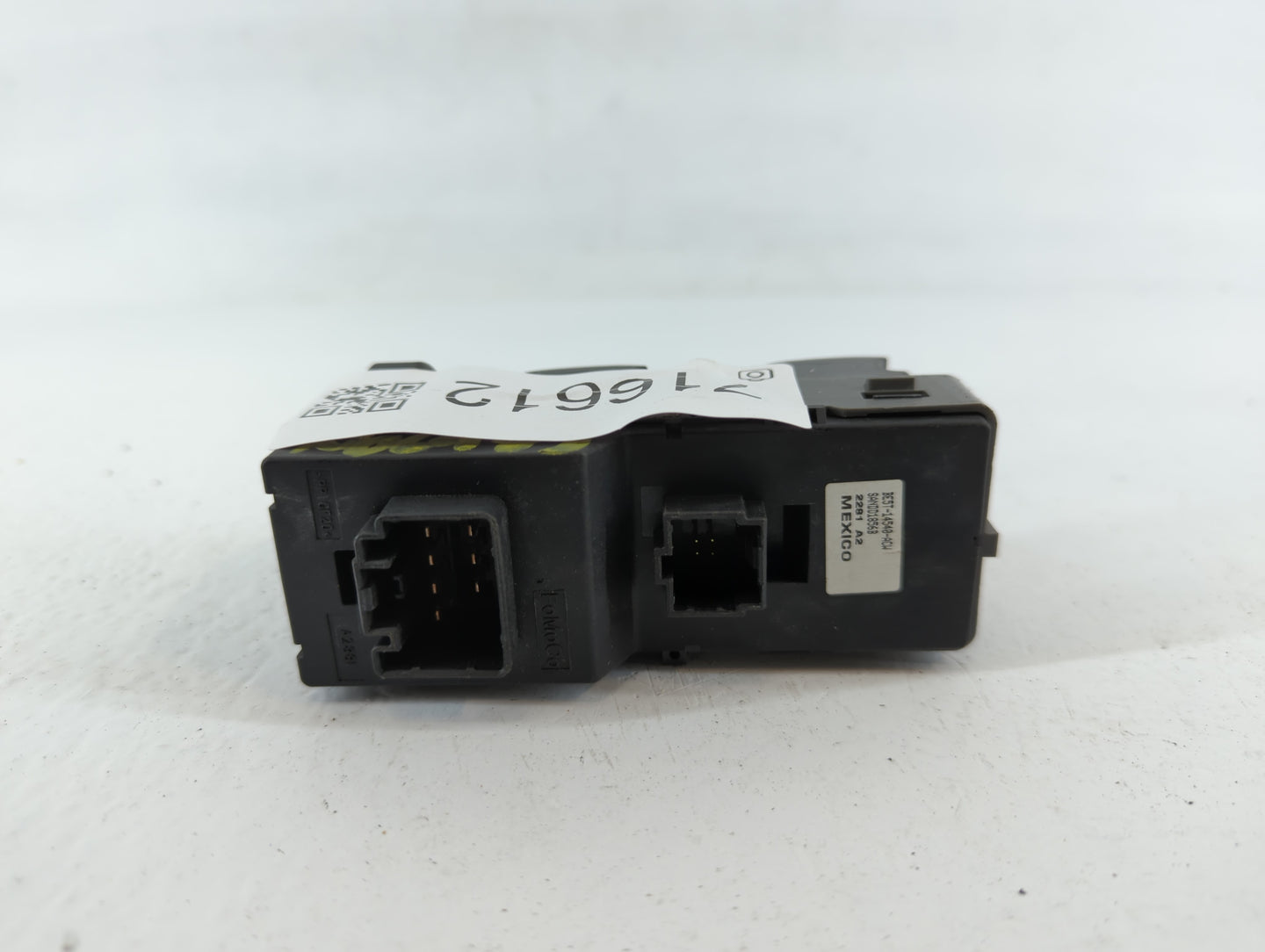 2011-2012 Ford Fusion Master Power Window Switch Replacement Driver Side Left P/N:BE5T-14540-ACW Fits Fits 2011 2012 OEM Used Auto Parts - Oemusedautoparts1.com