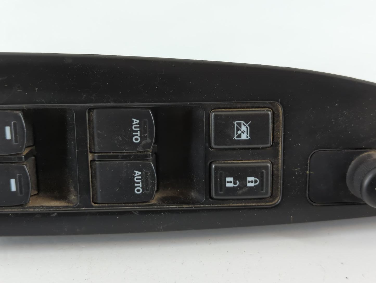 2010-2013 Suzuki Kizashi Master Power Window Switch Replacement Driver Side Left P/N:2362V 57L0 Fits Fits 2010 2011 2012 2013 OEM Used Auto Parts - Oemusedautoparts1.com
