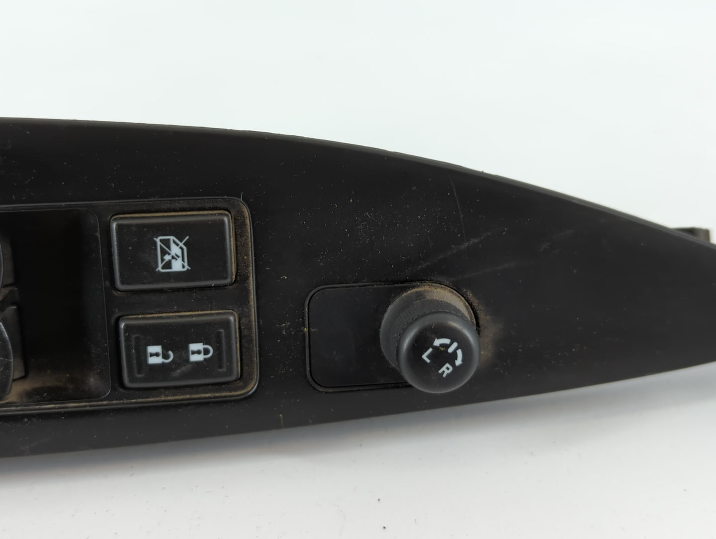 2010-2013 Suzuki Kizashi Master Power Window Switch Replacement Driver Side Left P/N:2362V 57L0 Fits Fits 2010 2011 2012 2013 OEM Used Auto Parts - Oemusedautoparts1.com