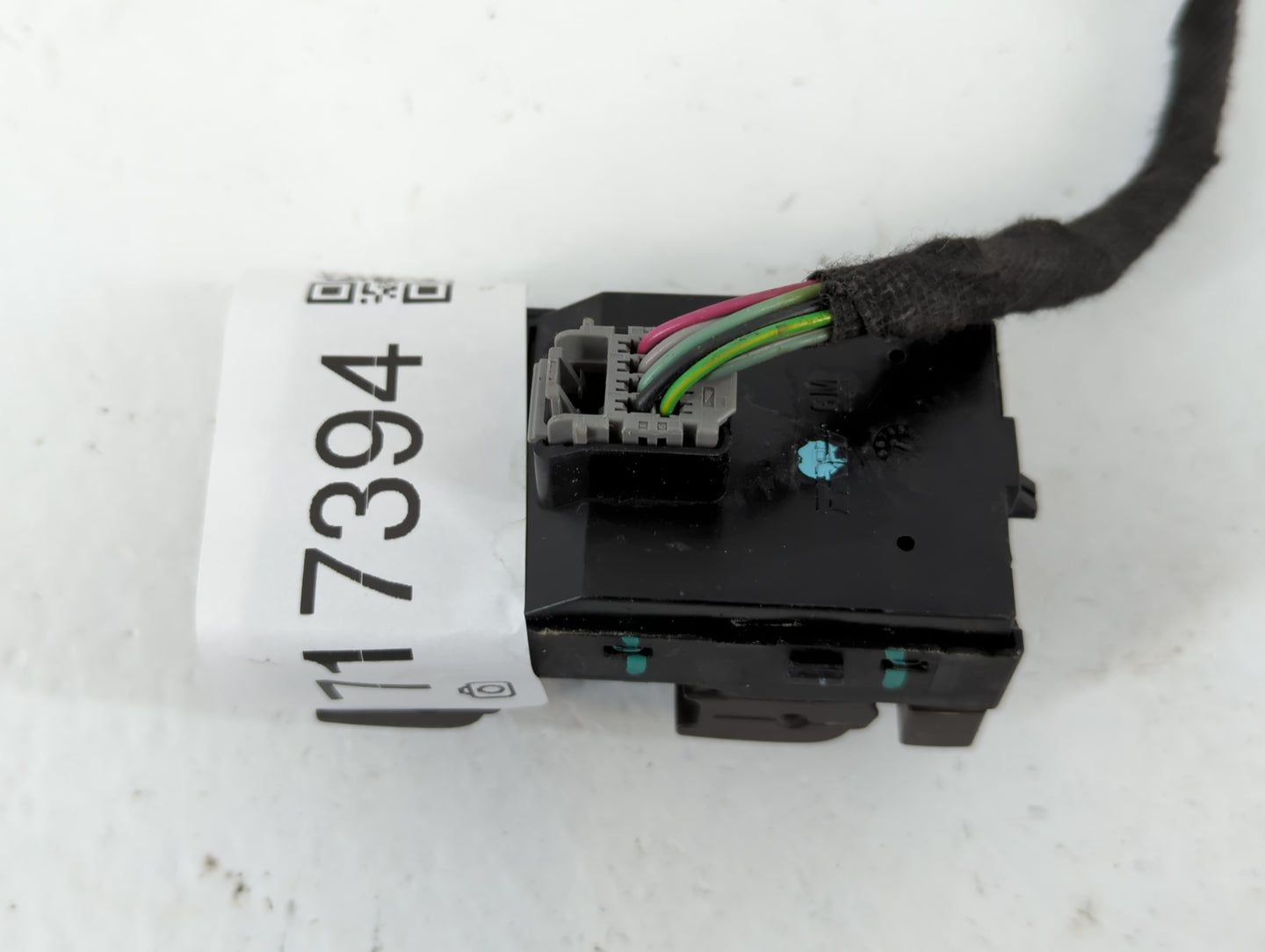 2013 Buick Regal Master Power Window Switch Replacement Driver Side Left P/N:121734 321454, 20912823 Fits OEM Used Auto Parts - Oemusedautoparts1.com
