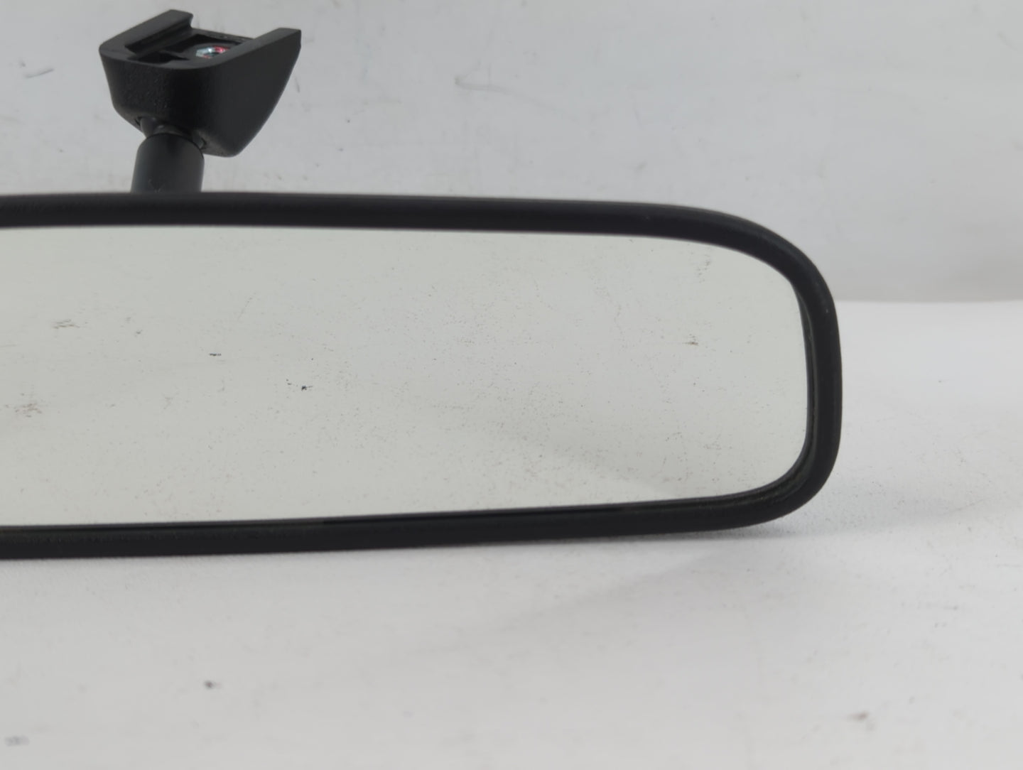 2018-2021 Hyundai Kona Interior Rear View Mirror Replacement OEM P/N:E13049848 Fits OEM Used Auto Parts - Oemusedautoparts1.com