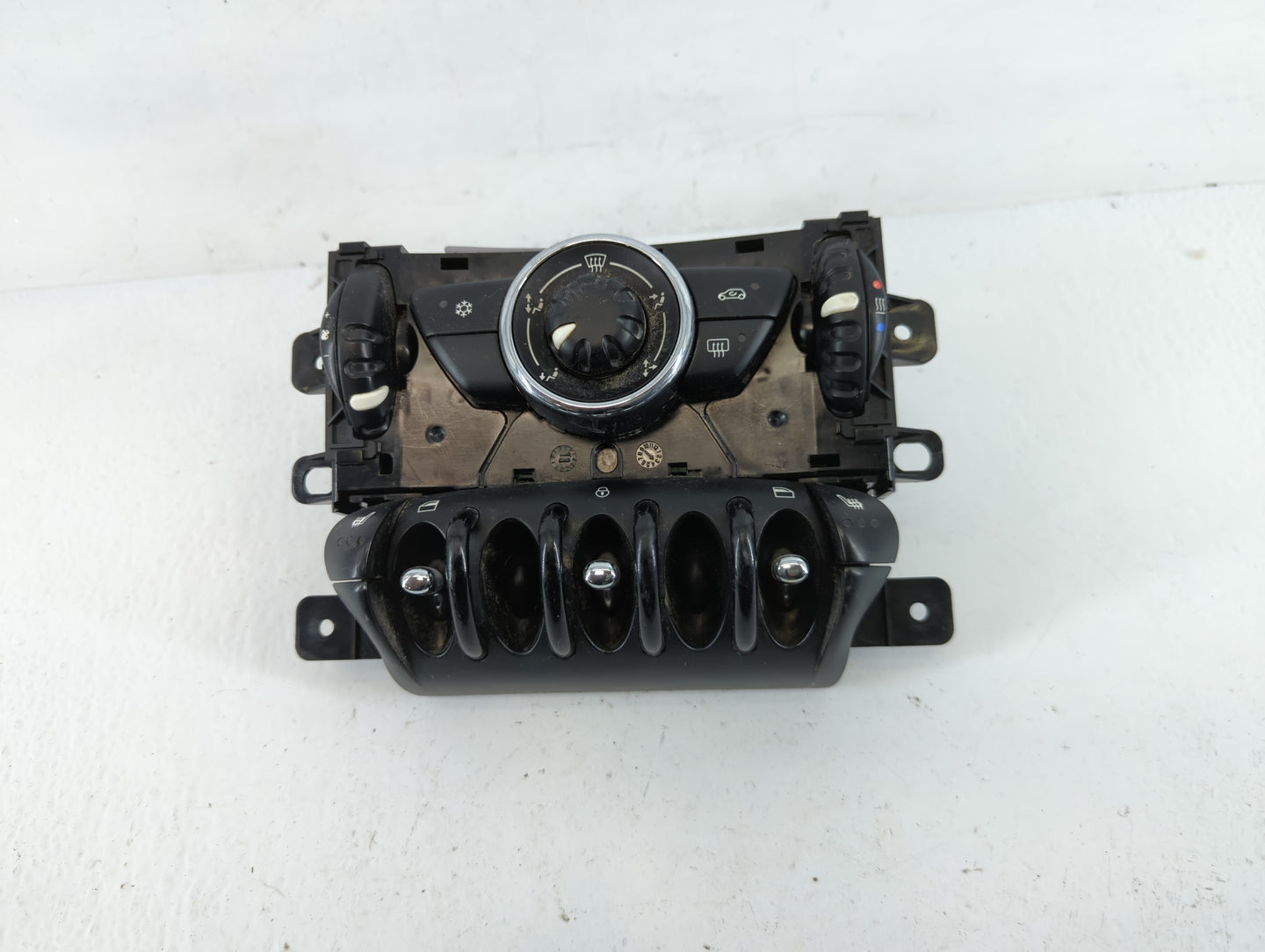 2011-2014 Mini Cooper Climate Control Module Temperature AC/Heater Replacement P/N:3456550 Fits Fits 2011 2012 2013 2014 OEM Used Auto Parts - Oemusedautoparts1.com