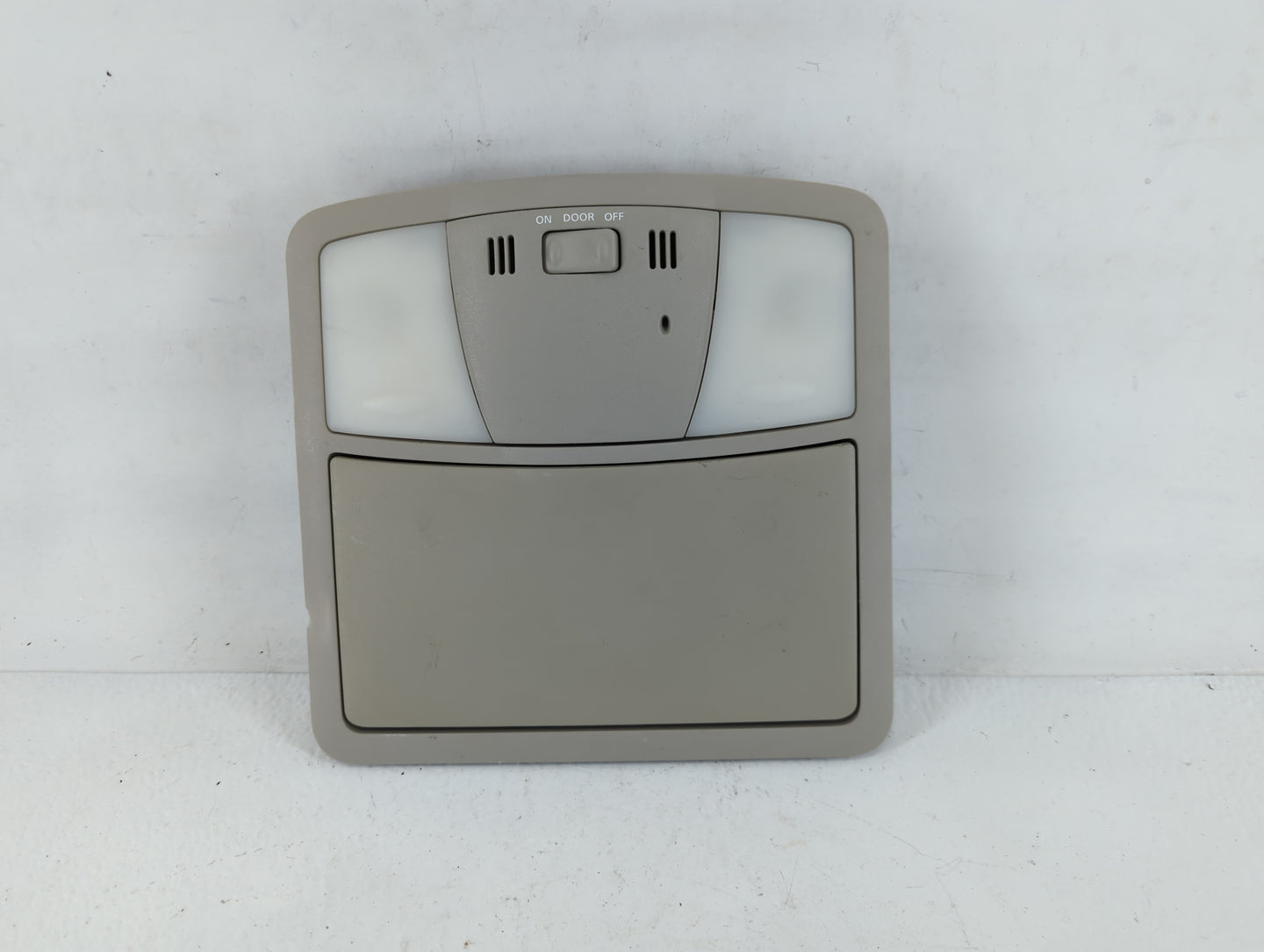 2012 Nissan Altima Overhead Roof Console - Oemusedautoparts1.com