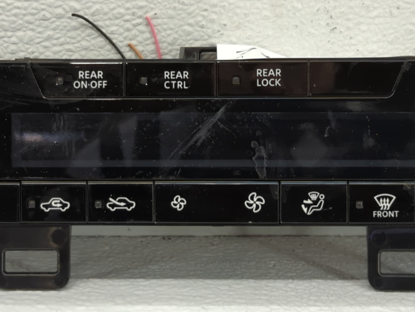 2022 Nissan Pathfinder Climate Control Module Temperature AC/Heater Replacement P/N:275006TA1A Fits OEM Used Auto Parts - Oemusedautoparts1.com
