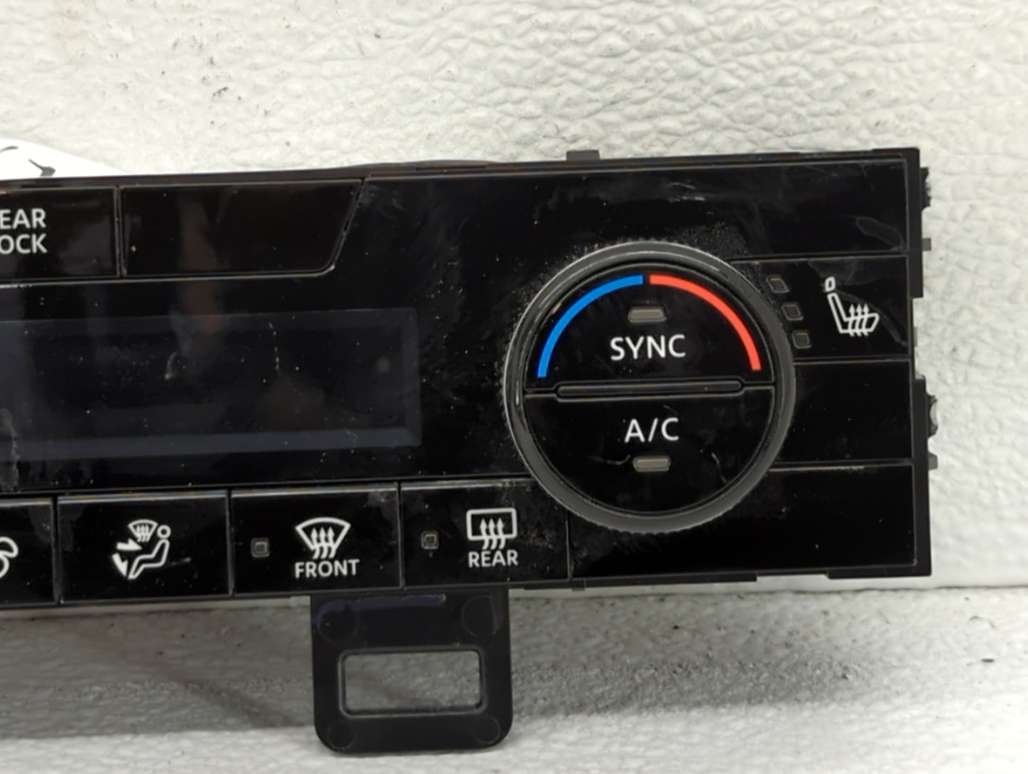 2022 Nissan Pathfinder Climate Control Module Temperature AC/Heater Replacement P/N:275006TA1A Fits OEM Used Auto Parts - Oemusedautoparts1.com