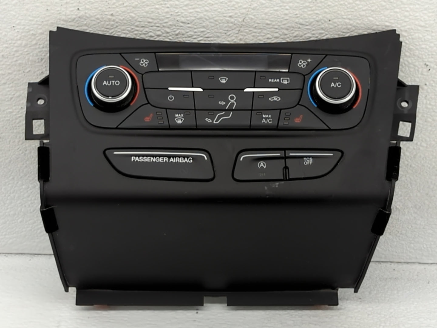 2018-2019 Ford Escape Climate Control Module Temperature AC/Heater Replacement P/N:GJ5T-18C612-CJ Fits Fits 2018 2019 OEM Used Auto Parts - Oemusedautoparts1.com