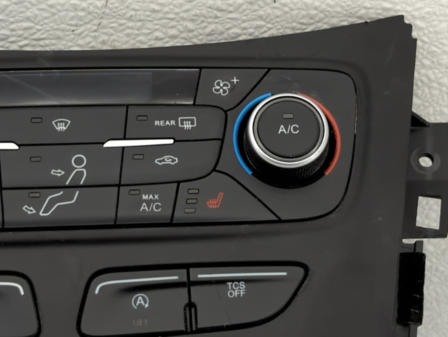 2018-2019 Ford Escape Climate Control Module Temperature AC/Heater Replacement P/N:GJ5T-18C612-CJ Fits Fits 2018 2019 OEM Used Auto Parts - Oemusedautoparts1.com