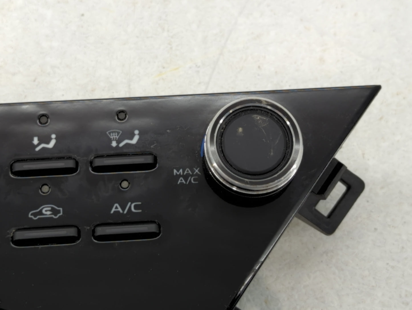 2018-2022 Toyota Camry Climate Control Module Temperature AC/Heater Replacement P/N:55900-06470 Fits Fits 2018 2019 2020 2021 2022 OEM Used Auto Parts - Oemusedautoparts1.com