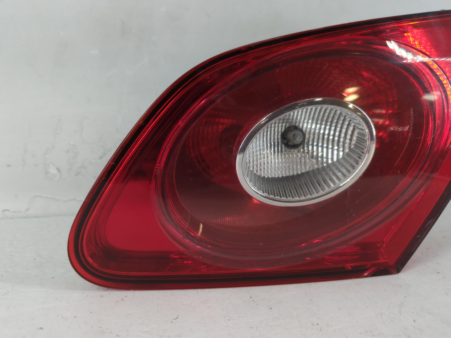 2011-2012 Volkswagen Cc Tail Light Assembly Passenger Right OEM P/N:3C89450945 Fits Fits 2011 2012 OEM Used Auto Parts - Oemusedautoparts1.com
